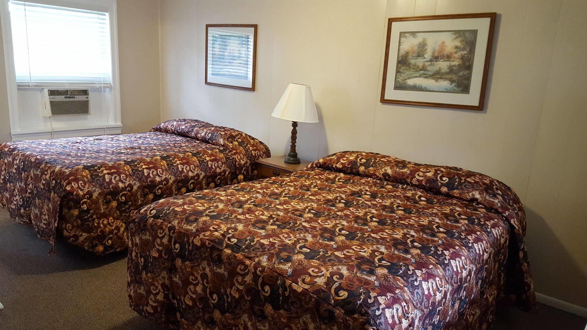Early American Motel Aurora 外观 照片